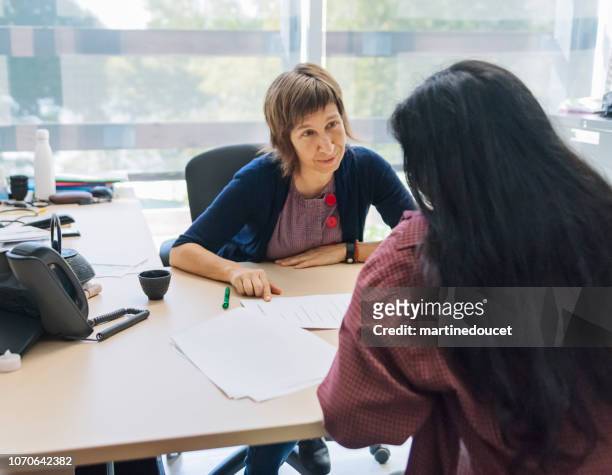 counselling appointment for college student. - education role model stock pictures, royalty-free photos & images