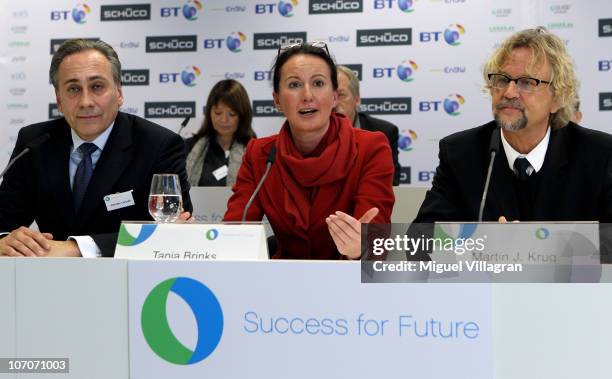 Members Karsten Lereuth, CEO of BT, Tanja Brinks of Schueco, Martin J. Krug, initiator and organizer of the Success for Future Award, address the...