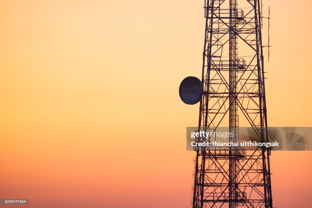 Communication tower