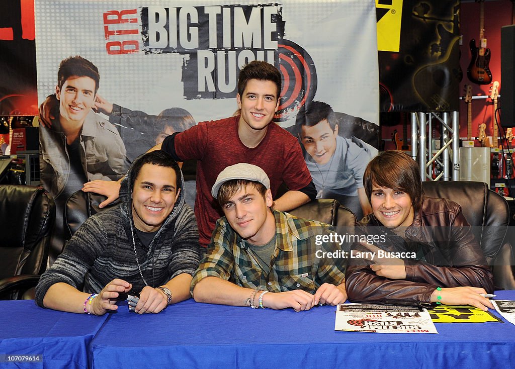 Nickelodeon's Big Time Rush Best Buy Store Appearance