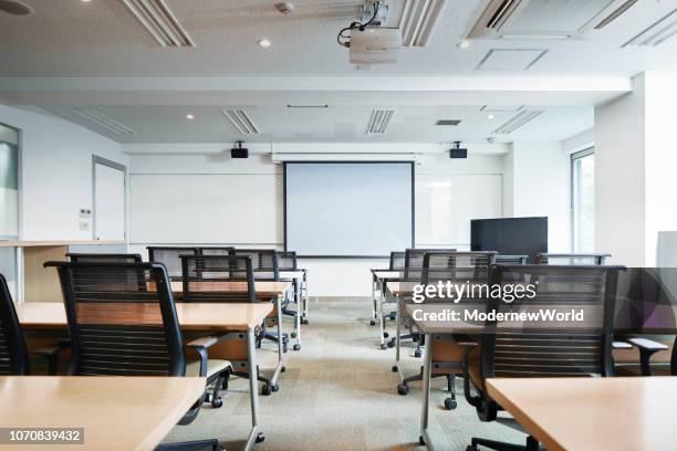 the convention room and a screen, no one - japan training session stock pictures, royalty-free photos & images