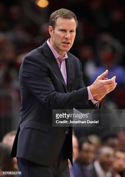 Head coach Fred Hoiberg of the Chicago Bulls encourages his team against the Phoenix Suns at the United Center on November 21, 2018 in Chicago,...