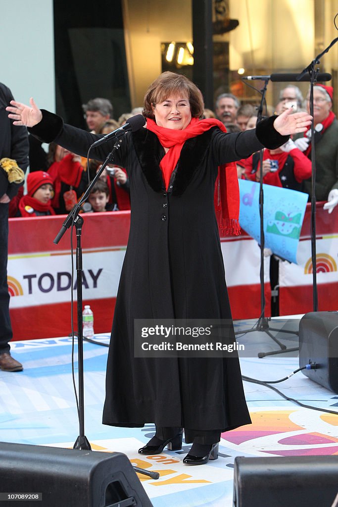 Susan Boyle Performs On NBC's "Today" - November 23, 2010