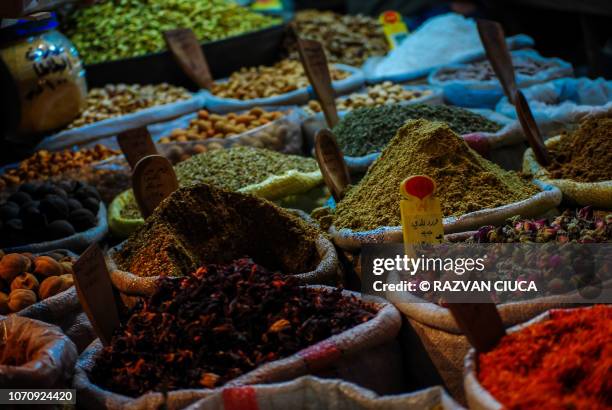 spice bazaar - spice market stock pictures, royalty-free photos & images