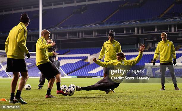Sebastian Mielitz of Werder Bremen in action during training ahead of their UEFA Champions League Group A match against Tottenham Hotspur, at White...