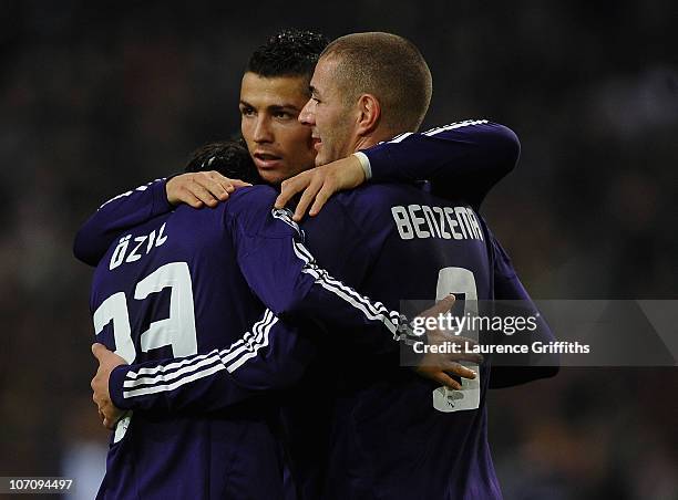 283 Cristiano Ronaldo Ozil Photos High Res Pictures Getty Images 283-cristiano-ronaldo-ozil-photos-high-res-pictures-getty-images