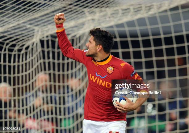 Marco Borriello of Roma celebrates after scoring the goal 1-2 during the UEFA Champions League Group E match between AS Roma and FC Bayern Muenchen...