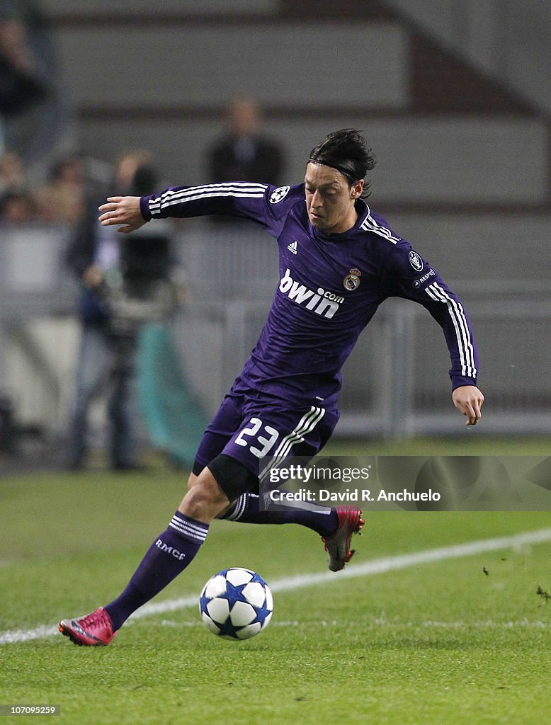 Ajax Amsterdam v Real Madrid - Champions League