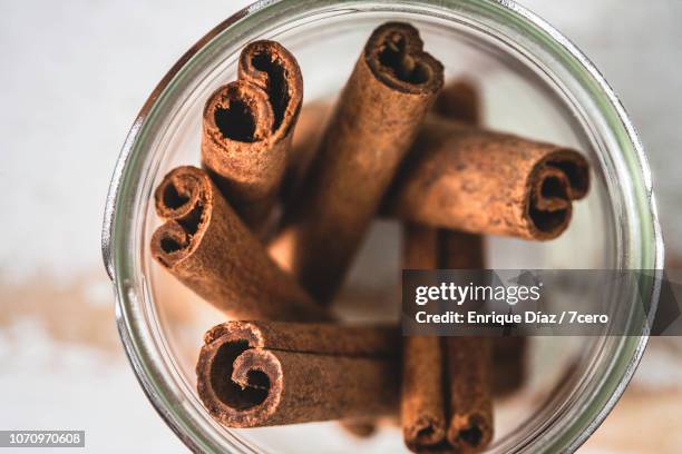 cinnamon quills - cinnamon stock pictures, royalty-free photos & images