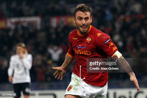 Daniele de Rossi of Roma celebrates his team's second goal during the UEFA Champions League group E match between AS Roma and FC Bayern Muenchen at...