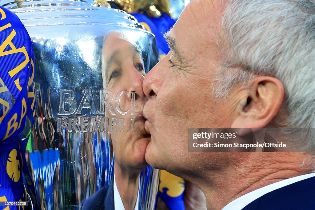 Football - Barclays Premier League - Leicester City v Everton
