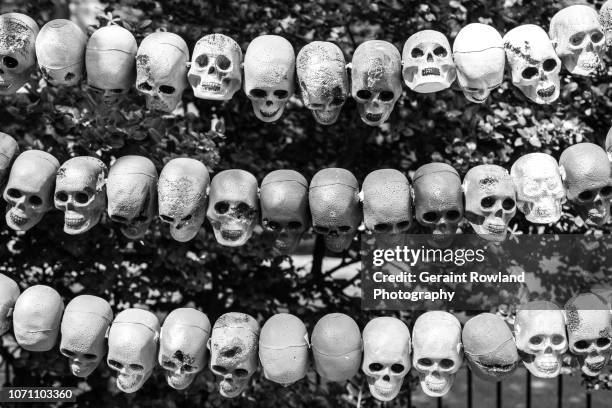 Postcard of Skull and Bones Society Building News Photo - Getty Images