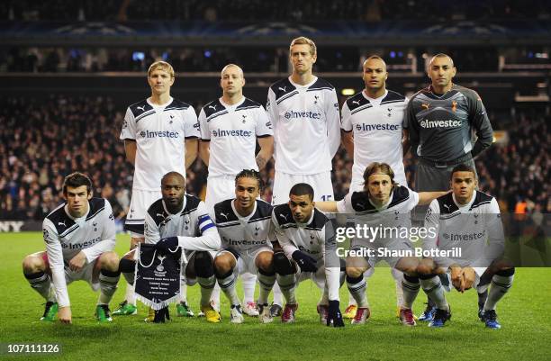 Tottenham Hotspur players line up for a team group during the UEFA Champions League Group A match between Tottenham Hotspur and SV Werder Bremen at...