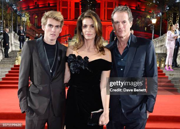 Presley Gerber, Cindy Crawford and Rande Gerber arrive at The Fashion Awards 2018 in partnership with Swarovski at the Royal Albert Hall on December...