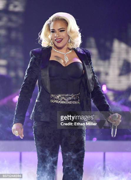 Faith Evans performs onstage during the 2018 Soul Train Awards, presented by BET, at the Orleans Arena on November 17, 2018 in Las Vegas, Nevada.