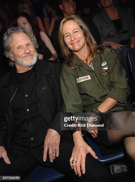 Kris Kristofferson and wife Lisa Meyers *EXCLUSIVE*