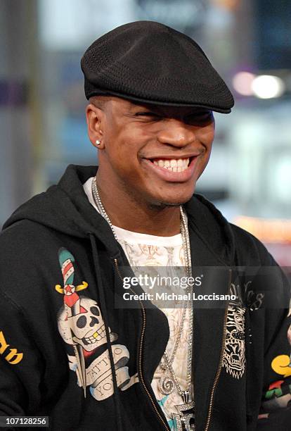 Ne-Yo during Ne-Yo, Diego Luna and Obe Visit, and Jennifer Pena Guest Host MTV Tr3s' "MiTRL" - April 24, 2007 at MTV Studios - Times Square in New...