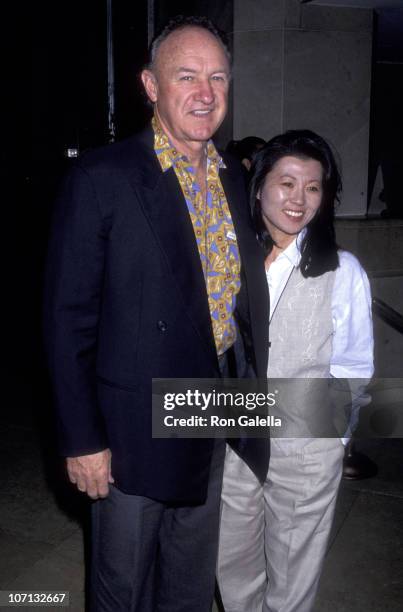 Gene Hackman and Betsy Arakawa during Hollywood Foreign Press Conference - November 11, 1992 at Beverly Hilton Hotel in Beverly Hills, California,...