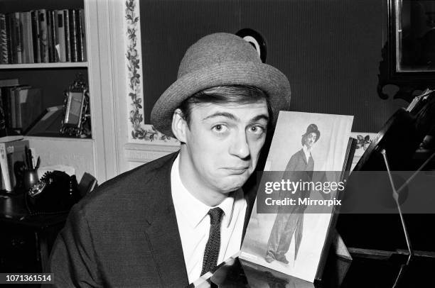 Roy Hudd, is now star of his own BBC series entitled simply 'Hudd'; Roy is pictured at the home of Dan Leno at Akerman Road, Brixton, 20th November...