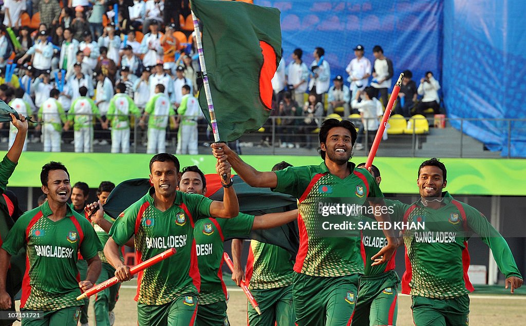 Bangladesh cricket team players invade t