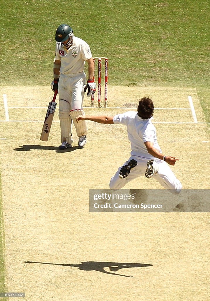 First Test - Australia v England: Day Two