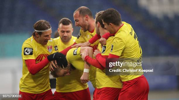 Maximilian Beister of Uerdingen celebrates the first goal with his team mates during the 3. Liga match between KFC Uerdingen 05 and VfR Aalen at...