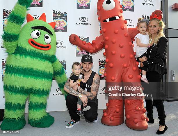 Nicole Richie and Joel Madden with son Sparrow Madden and Harlow Madden pose with YO GABBA GABBA! characters at YO GABBA GABBA! @ KIA PRESENTS YO...