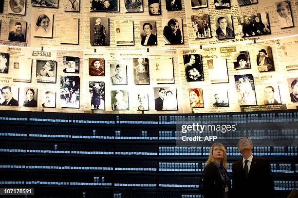 German President Christian Wulff and his daughter Annalena stand looking up in the Hall of Names during a visit to the Yad Vashem Holocaust memorial,...