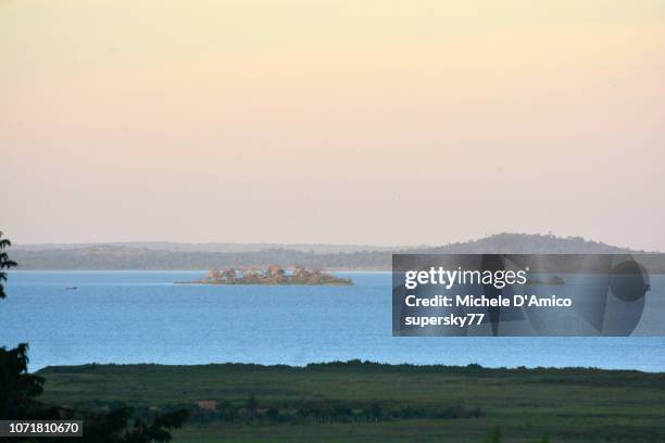 sunset on lake victoria - lake victoria stock pictures, royalty-free photos & images
