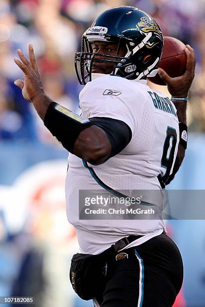 David Garrard of the Jacksonville Jaguars looks to pass against the New York Giants at New Meadowlands Stadium on November 28, 2010 in East...