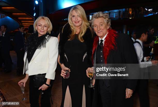 Judy Craymer, Penny Lancaster and Sir Rod Stewart attend the Bloomberg x Vanity Fair Climate Exchange gala dinner 2018 at Bloomberg London on...