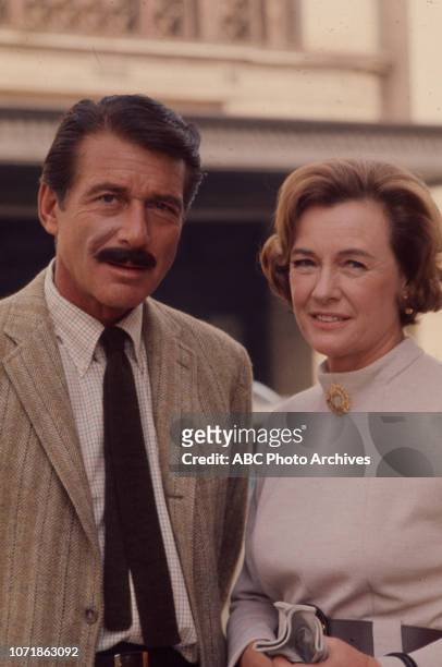 Efrem Zimbalist Jr, Phyllis Thaxter appearing in the Disney General Entertainment Content via Getty Images series 'The FBI' episode 'The Replacement'.