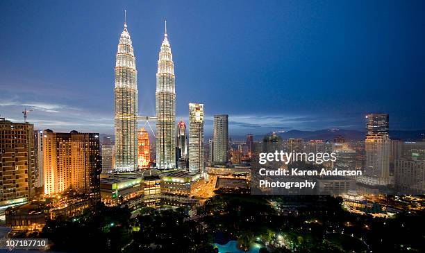 kuala lumpur skyline - malaysia skyline stock pictures, royalty-free photos & images