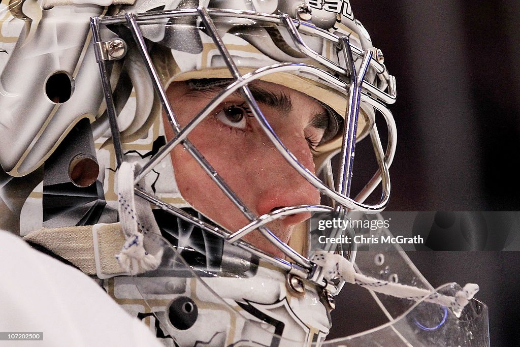 Pittsburgh Penguins v New York Rangers