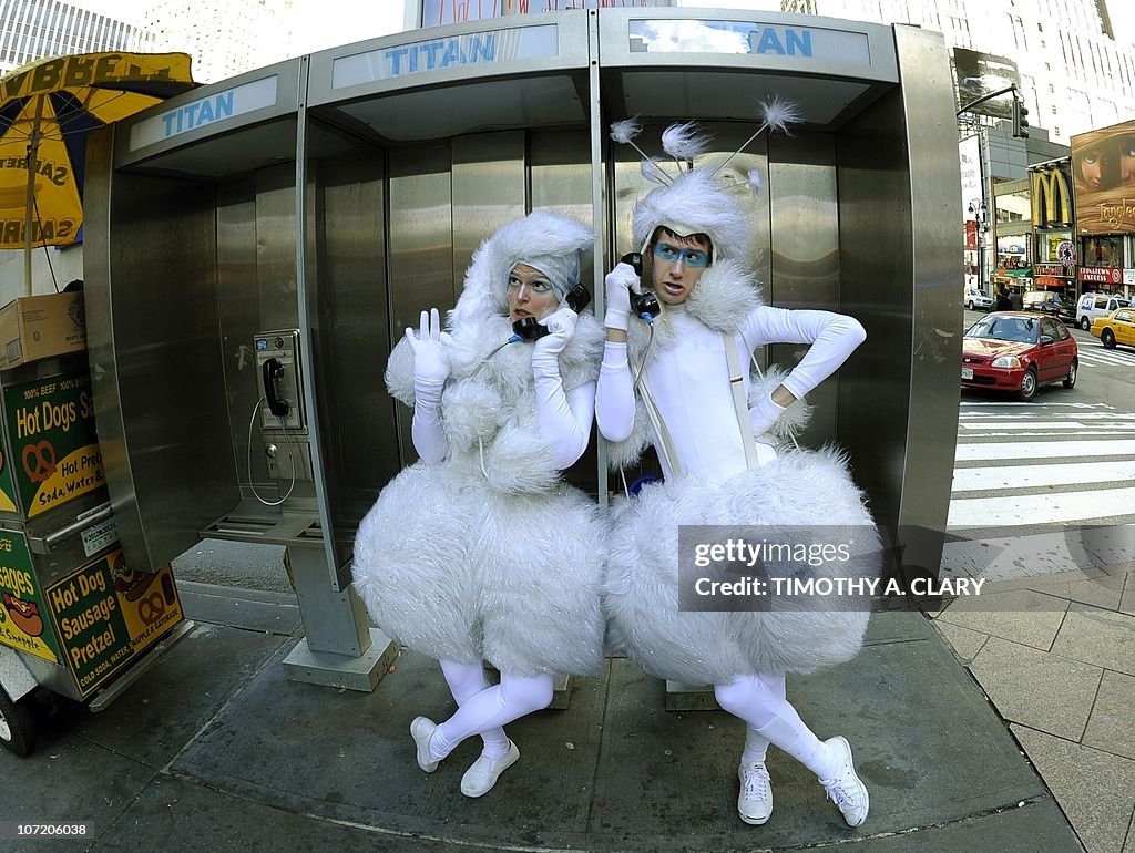 Cast members from Cirque Du Soleil kick