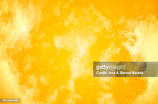 102,072 Yellow Background Photos and Premium High Res Pictures - Getty  Images