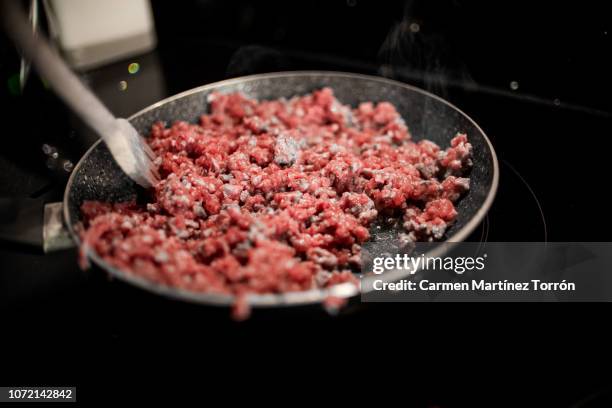 Cooking Minced Meat Photos and Premium High Res Pictures - Getty Images