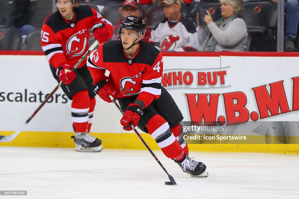 NHL: DEC 03 Lightning at Devils