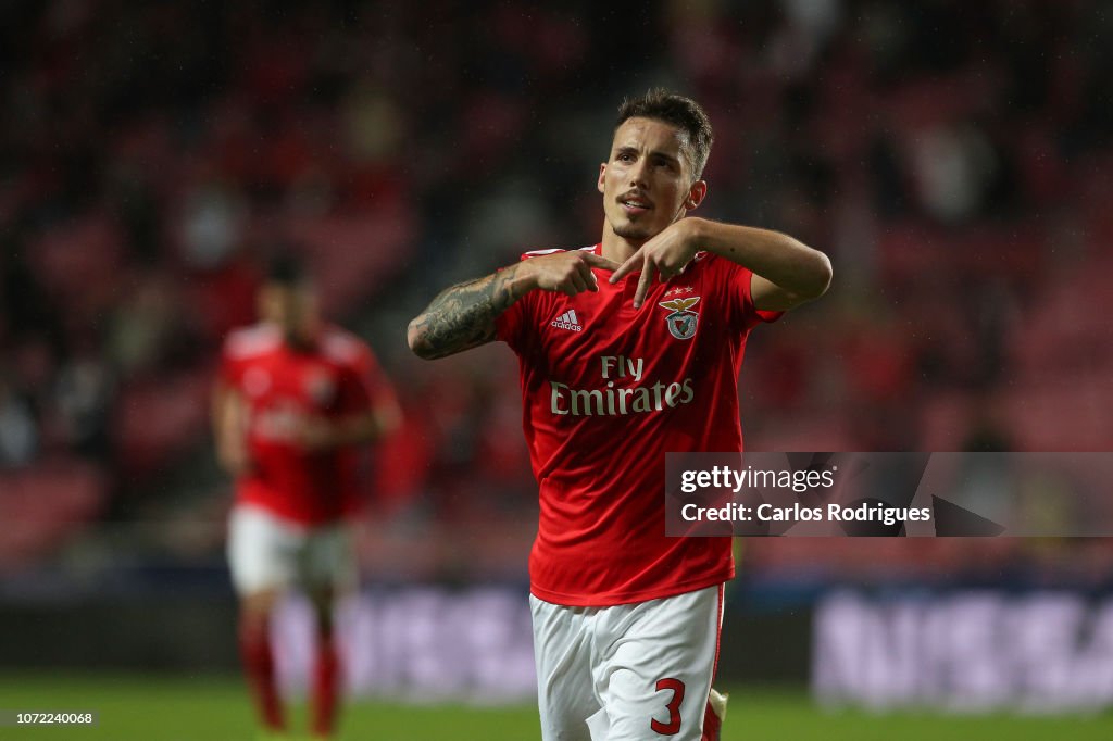 SL Benfica v AEK Athens - UEFA Champions League Group E