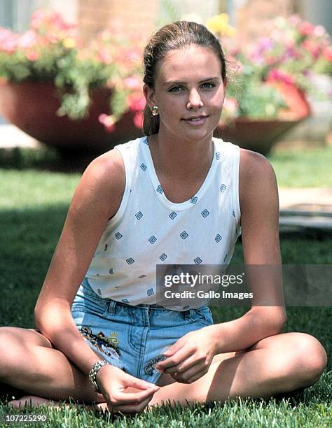 Charlize Theron 1992 Photos And Premium High Res Pictures Getty Images charlize-theron-1992-photos-and-premium-high-res-pictures-getty-images