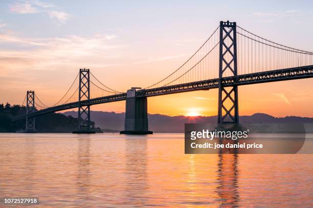 bay bridge, san francisco, california, america - san francisco oakland bay bridge - fotografias e filmes do acervo