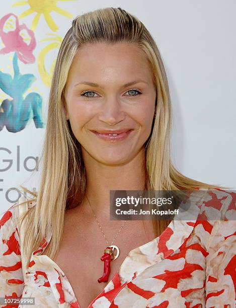 Natasha Henstridge during "A Time For Heroes" Sponsored by Disney to Benefit the Elizabeth Glaser Pediatric AIDS Foundation - Arrivals at Wadsworth...