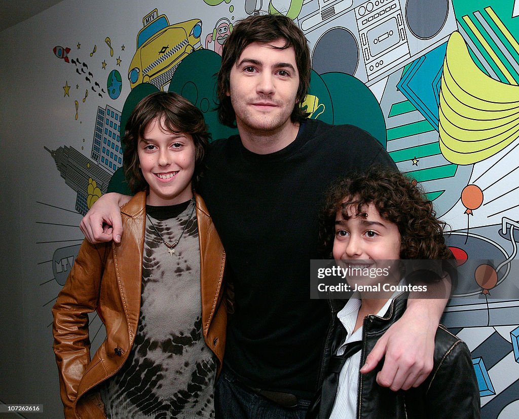 Pageant Place Queens and The Naked Brothers Band Visit MTV's "TRL" - October 8 2007