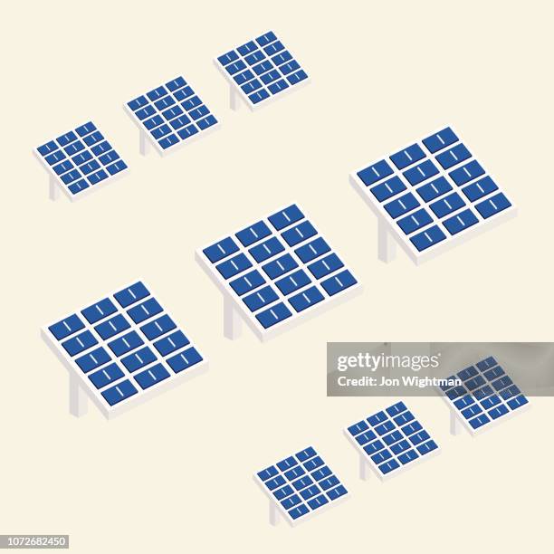 isometrische sonnenkollektoren - sonnenenergiegerät stock-grafiken, -clipart, -cartoons und -symbole