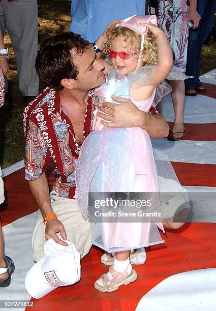 Luke Perry and daughter Sophie at the 2004 Target A Time for Heroes Celebrity Carnival to benefit the Elizabeth Glaser Pediatric AIDS Foundation