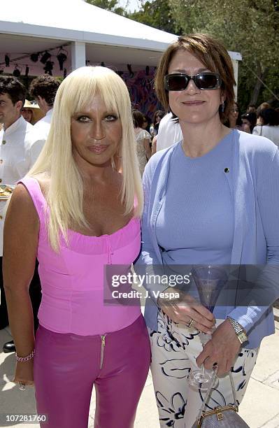 167 Donatella Versace Young Stock Photos, High-Res Pictures, and Images -  Getty Images