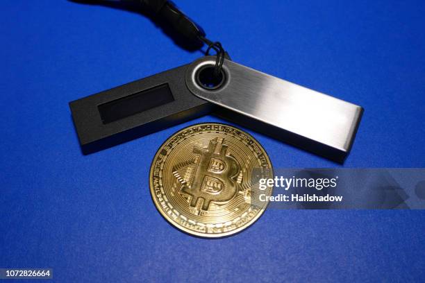 bitcoin-wallet - hardware stock-fotos und bilder