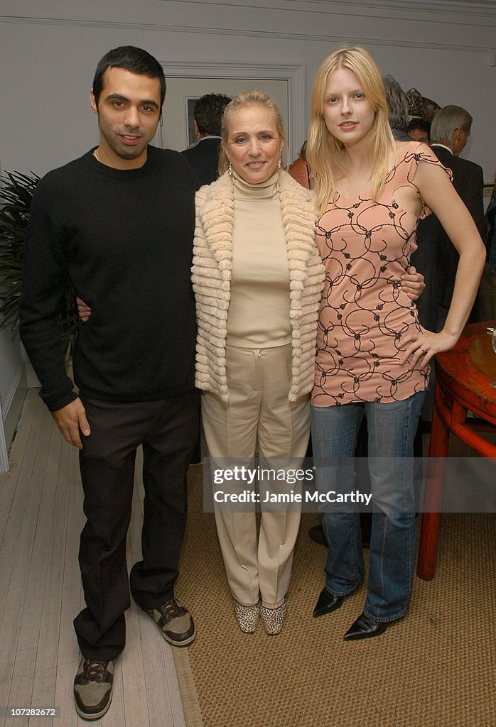 2004 12th Annual Hamptons International Film Festival - Point and Shoot Afterparty Hosted by Ann Barish