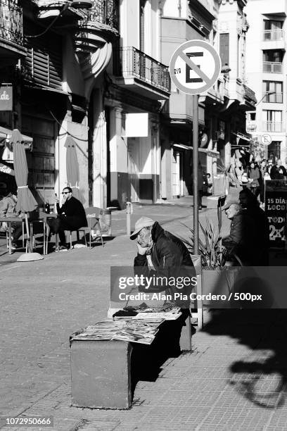 descansando - descansando stock pictures, royalty-free photos & images