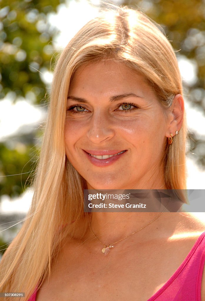 Aerin Lauder Hosts Luncheon in Honor of Gwyneth Paltrow and the "Pleasures of Gwyneth Paltrow" Limited Edition Collection